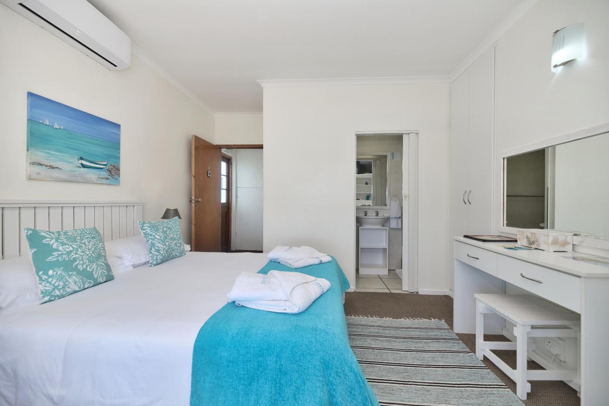 Mermaid Guest House Struisbaai Buitenkant foto