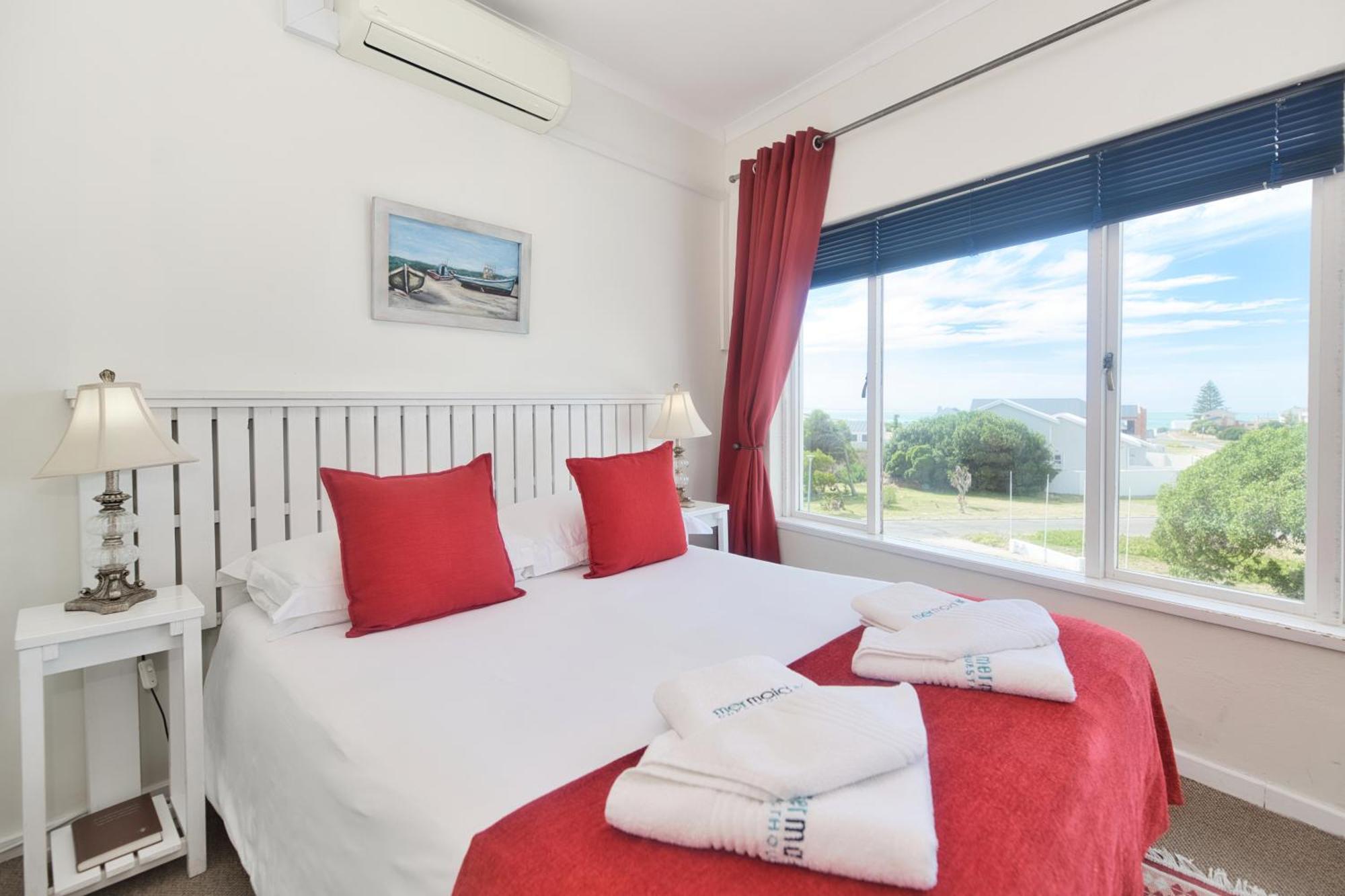 Mermaid Guest House Struisbaai Buitenkant foto