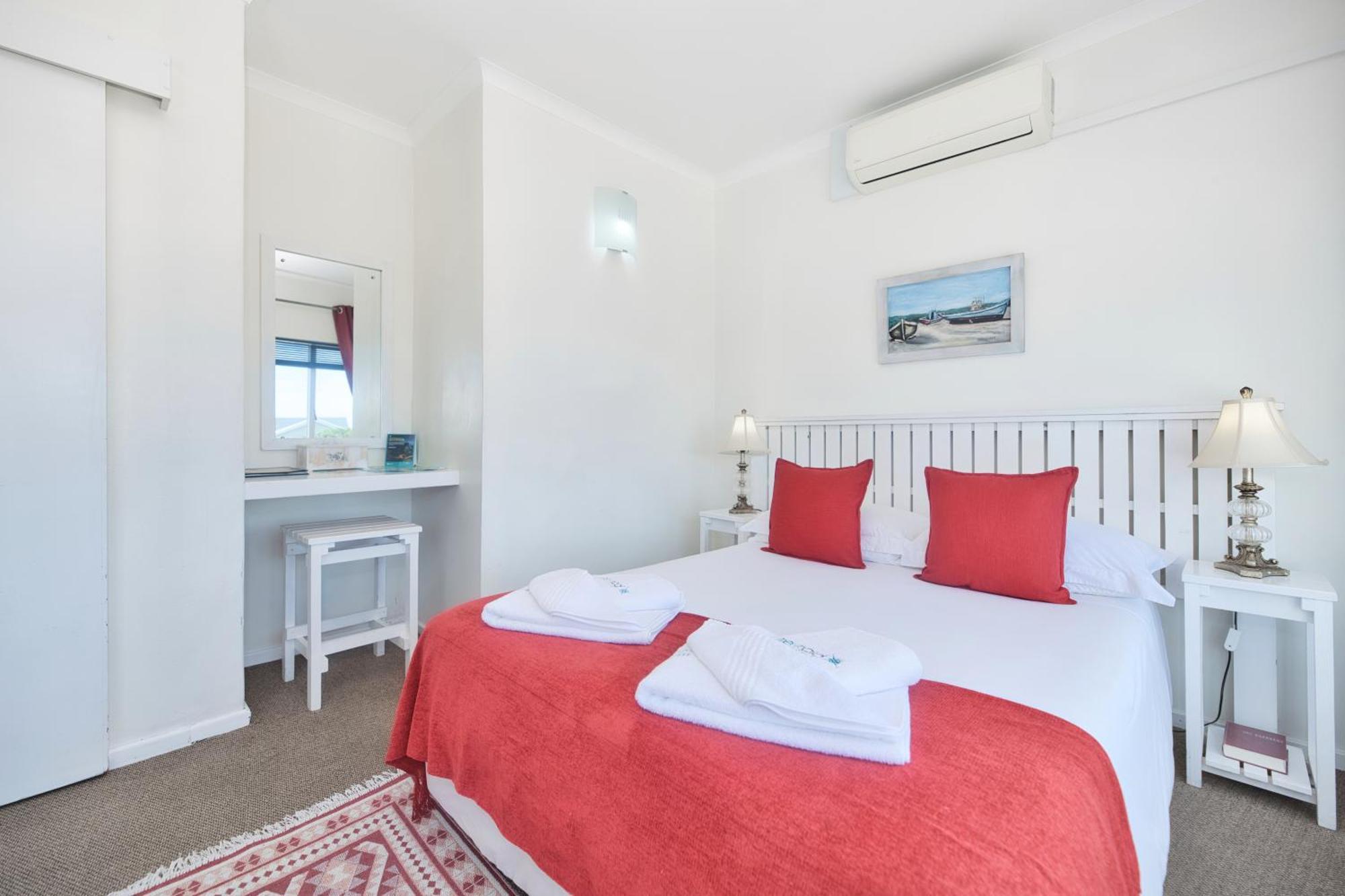 Mermaid Guest House Struisbaai Buitenkant foto