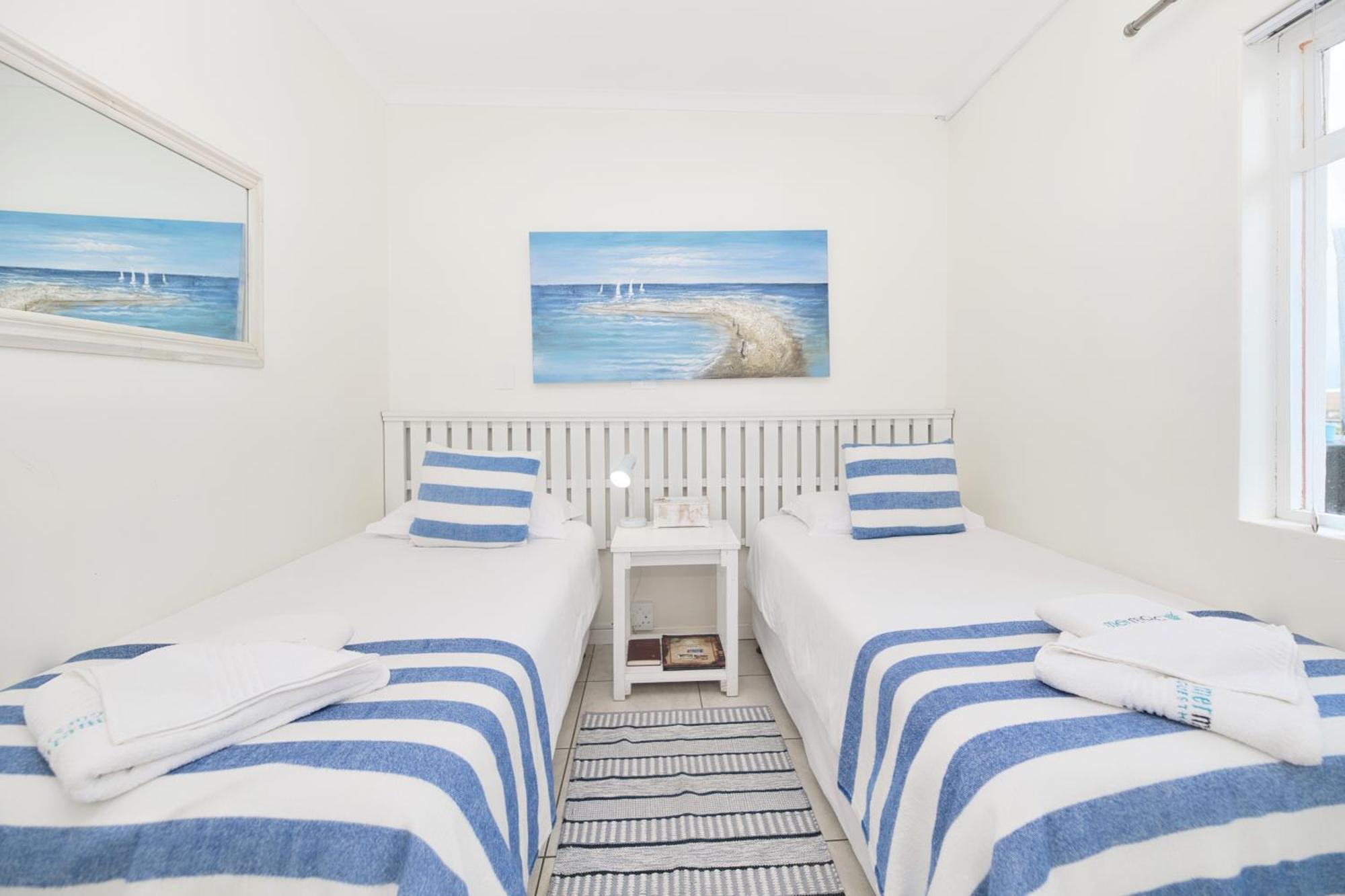 Mermaid Guest House Struisbaai Kamer foto