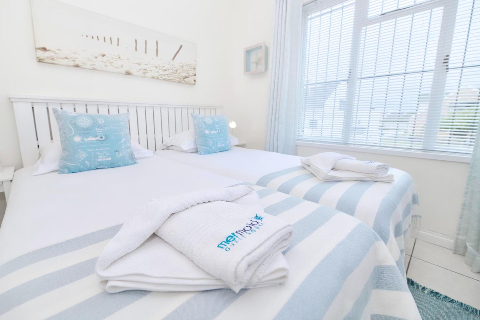 Mermaid Guest House Struisbaai Kamer foto
